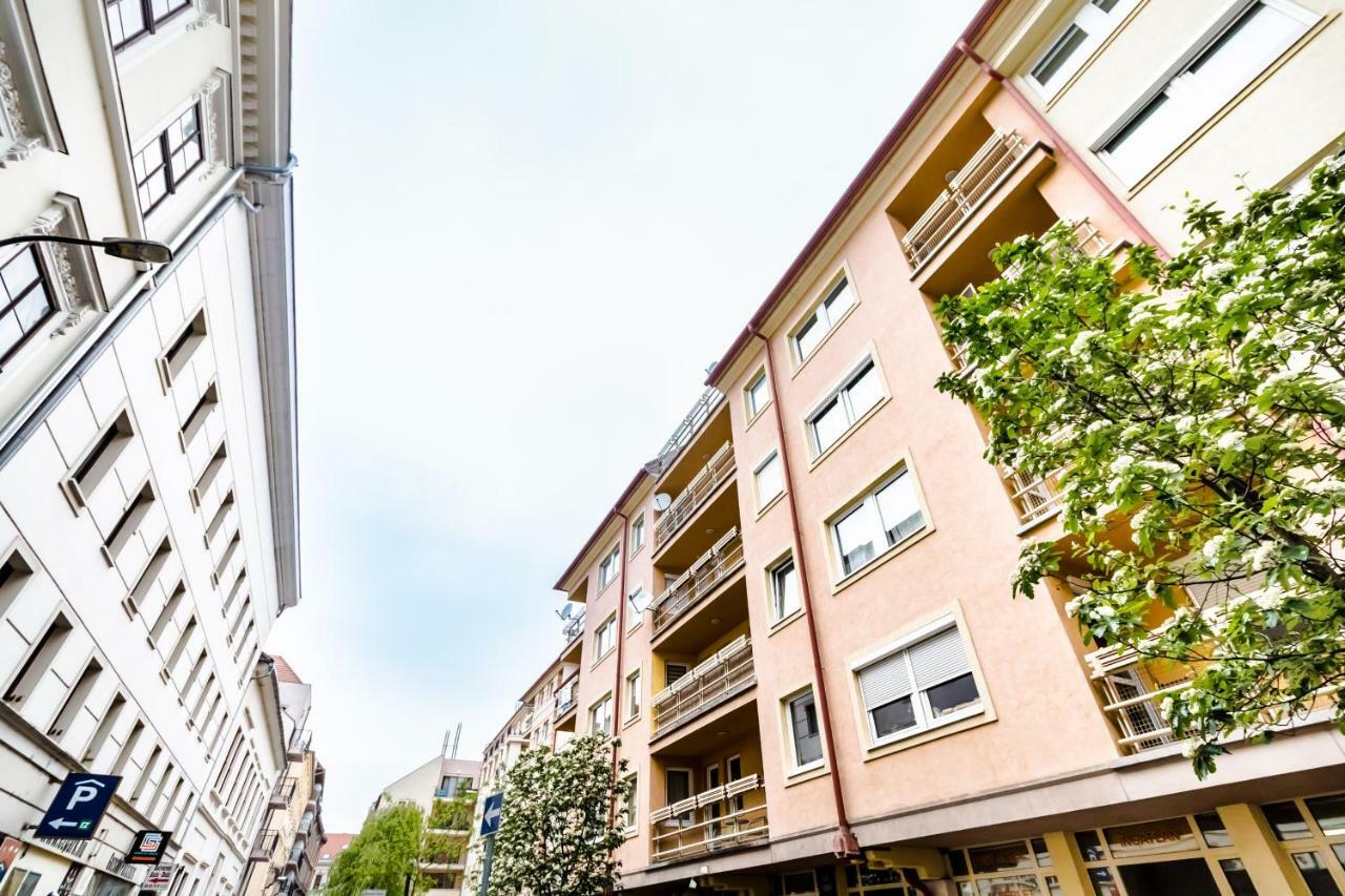 Bpr Hello Hollo Apartment ブダペスト エクステリア 写真